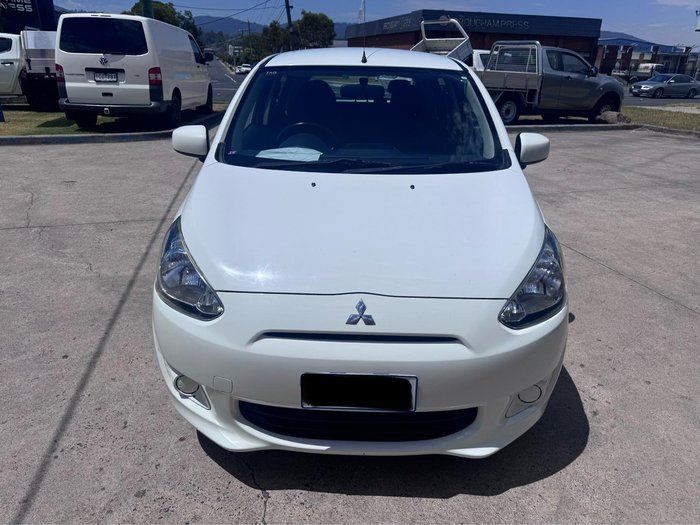 2013 Mitsubishi Mirage ES LA MY14 White