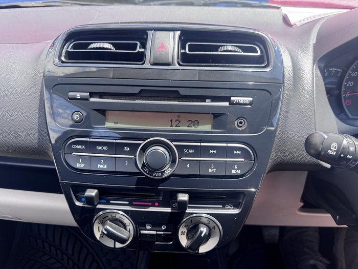 2013 Mitsubishi Mirage ES LA MY14 White