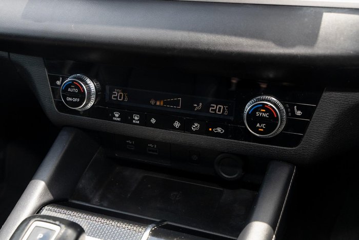 2023 Mitsubishi Outlander LS Black Edition