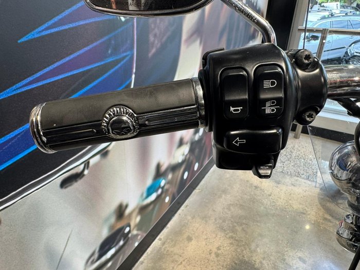 2015 Harley-Davidson Road King Classic 1690 (FLHRC) Touring Black