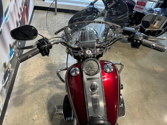 2015 Harley-Davidson Road King Classic 1690 (FLHRC) Touring Black