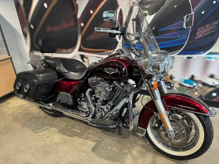 2015 Harley-Davidson Road King Classic 1690 (FLHRC) Touring Black