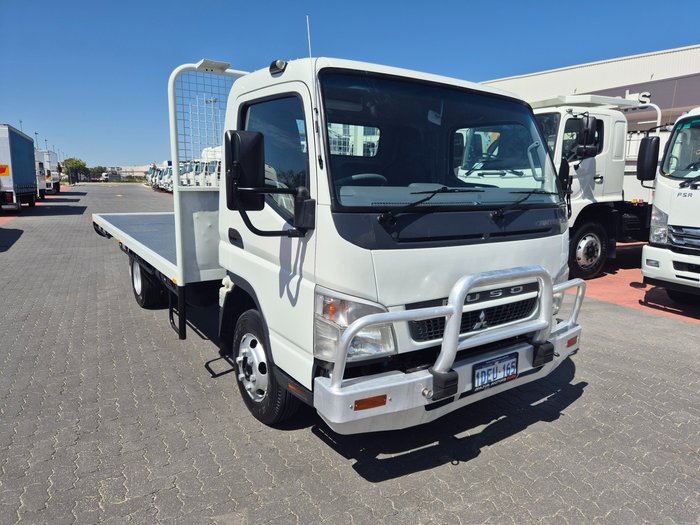 2009 Fuso Canter 3.5 Ton Tray