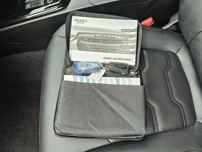 2023 Isuzu D-MAX X-TERRAIN