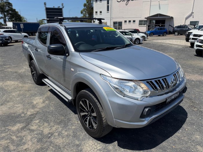 2015 MITSUBISHI TRITON GLX (4x4)