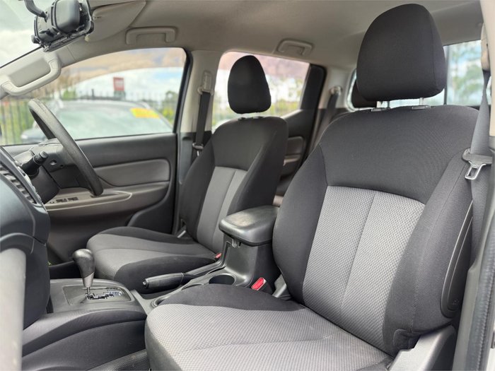 2015 MITSUBISHI TRITON GLX