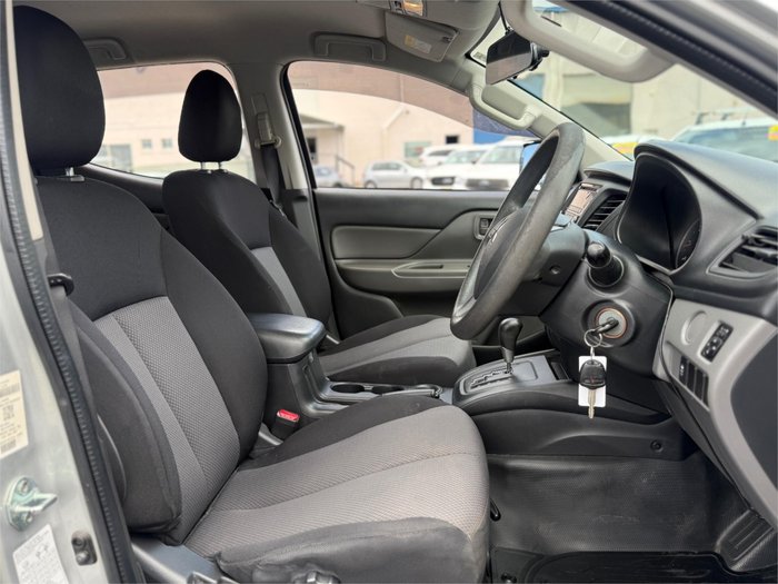 2015 MITSUBISHI TRITON GLX (4x4)