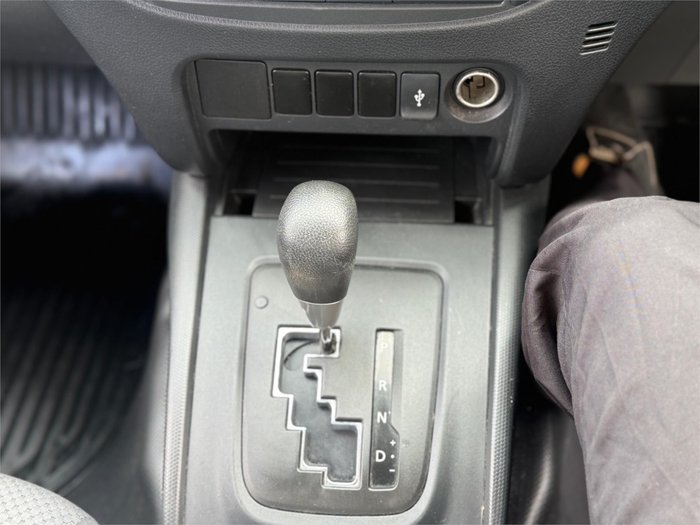 2015 MITSUBISHI TRITON GLX (4x4)