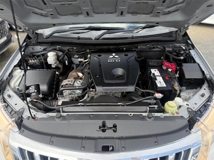 2015 MITSUBISHI TRITON GLX (4x4)