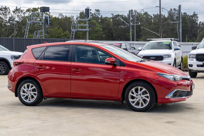 2015 Toyota Corolla Ascent Sport