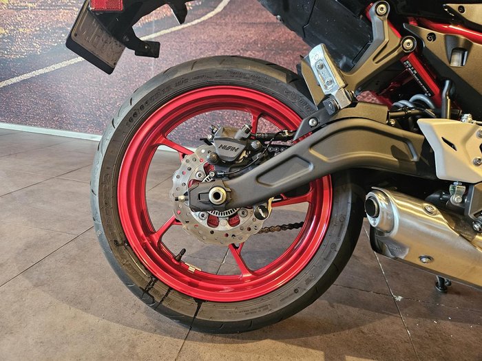 2024 Kawasaki Z650L (LAMS) Z Red