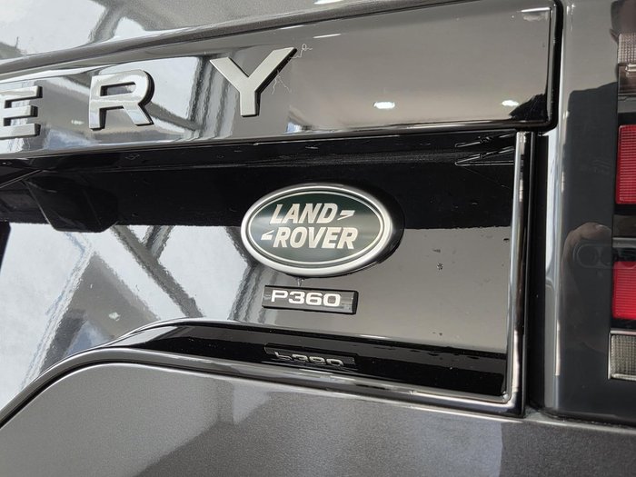 2022 Land Rover Discovery P360 R-Dynamic SE