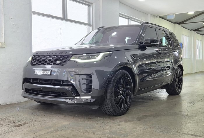 2022 Land Rover Discovery P360 R-Dynamic SE