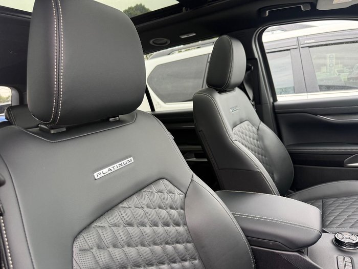 2026 Ford Everest Platinum