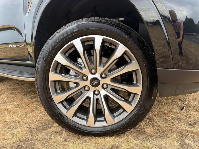 2026 Ford Everest Platinum