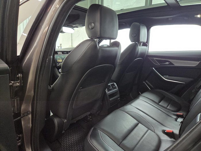 2021 Jaguar F-PACE D300 R-Dynamic SE