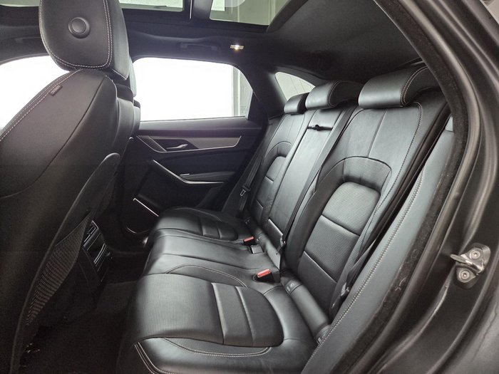 2021 Jaguar F-PACE D300 R-Dynamic SE