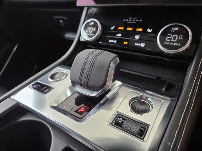 2021 Jaguar F-PACE D300 R-Dynamic SE