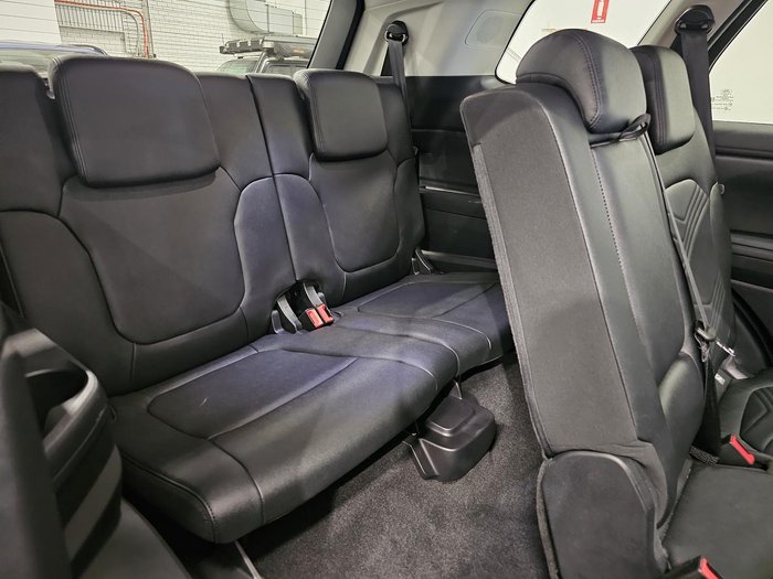 2025 Ford Everest Trend