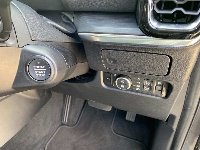 2025 Ford Everest Trend