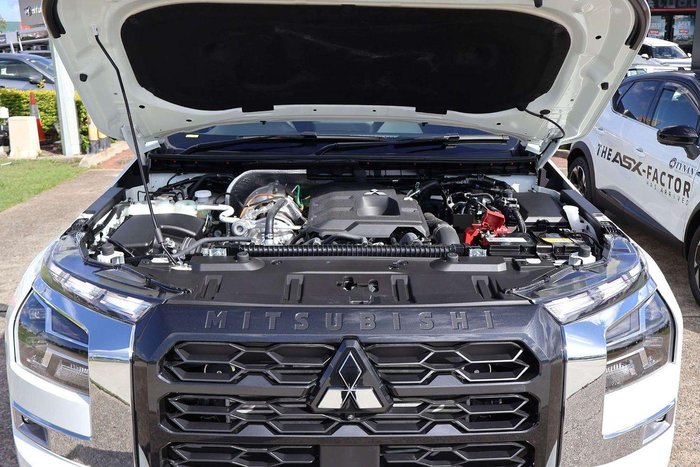 2025 Mitsubishi Triton GLS