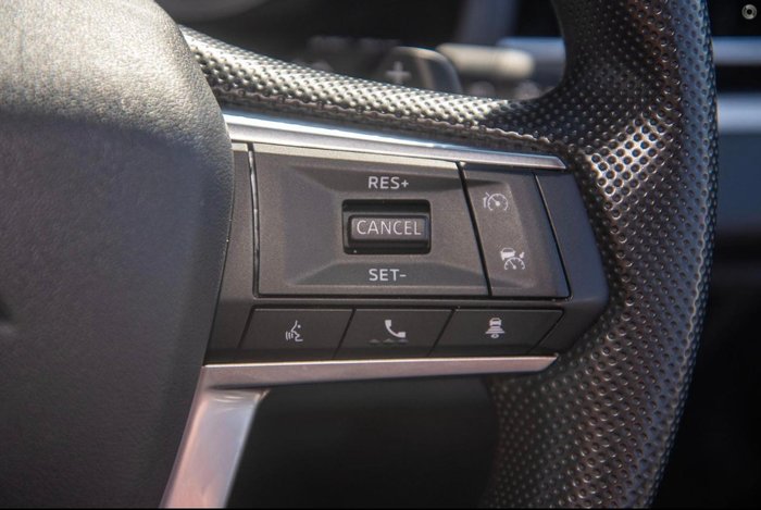 2024 Mitsubishi Outlander ES