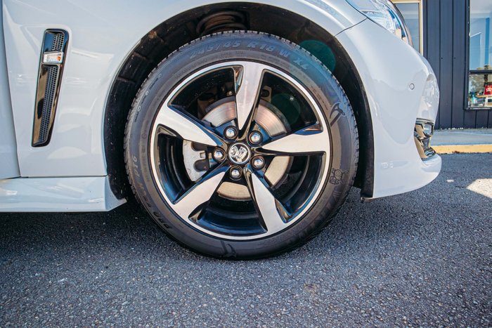 2016 Holden Commodore SV6 Black