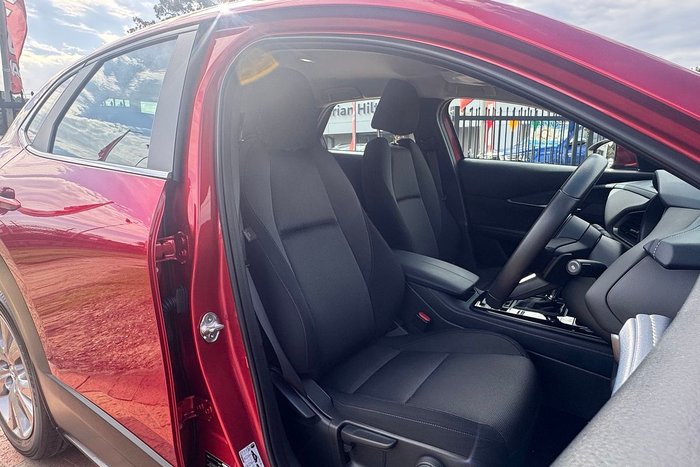 2023 Mazda CX-30 G20 Evolve