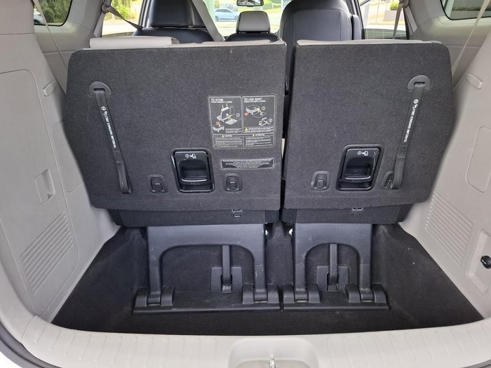 2018 Kia Carnival SLi