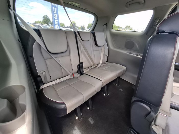 2018 Kia Carnival SLi