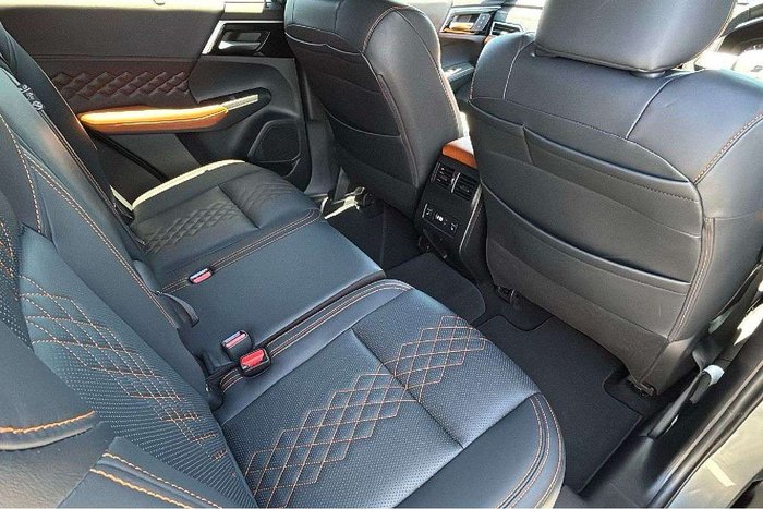 2023 Mitsubishi Outlander Exceed Tourer