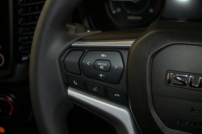 2025 Isuzu D-MAX SX High Ride