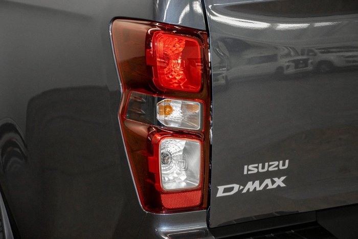 2025 Isuzu D-MAX SX High Ride