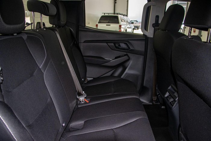 2025 Isuzu D-MAX SX High Ride