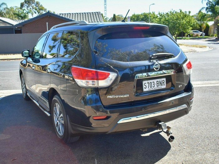 2016 Nissan Pathfinder ST