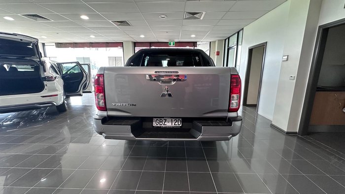 2025 Mitsubishi Triton GLX-R
