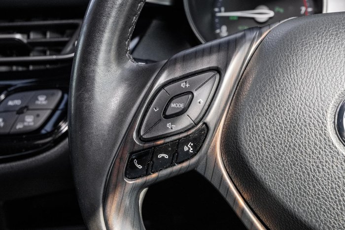 2019 Toyota C-HR NGX10R Crystal Pearl