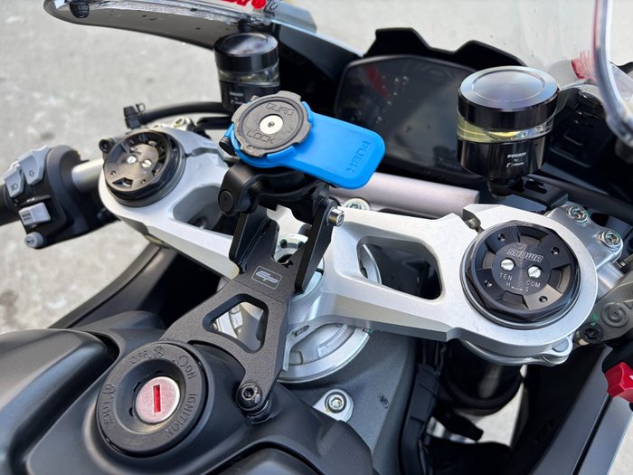 2024 DUCATI PANIGALE V2 Black