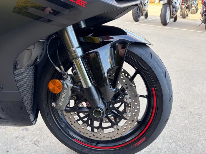 2024 DUCATI PANIGALE V2 Black