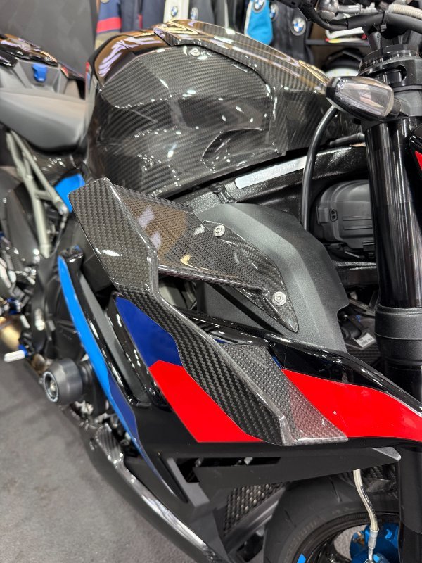 2025 BMW Motorrad M 1000 R COMPETITION BLACK STORM METALLIC M SPORT