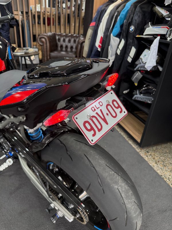 2025 BMW Motorrad M 1000 R COMPETITION BLACK STORM METALLIC M SPORT