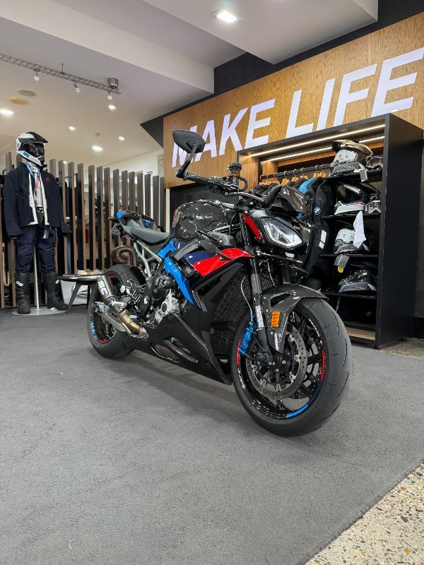 2025 BMW Motorrad M 1000 R COMPETITION BLACK STORM METALLIC M SPORT