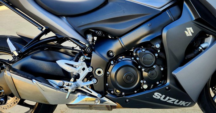 2015 Suzuki GSX-S1000F GSX-S Grey