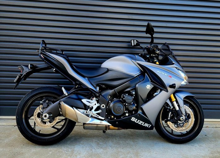 2015 Suzuki GSX-S1000F GSX-S Grey