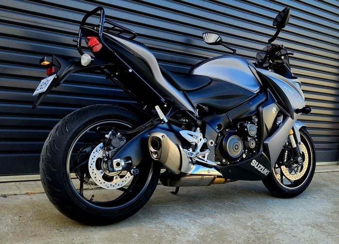 2015 Suzuki GSX-S1000F GSX-S Grey