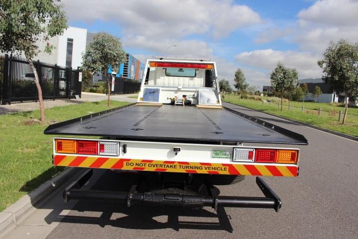 2025 Hino 921- 300 Series 921 AUTO LONG WHEEL BASE WHITE