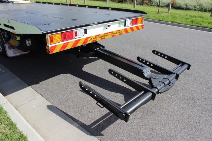 2025 Hino 921- 300 Series 921 AUTO LONG WHEEL BASE WHITE