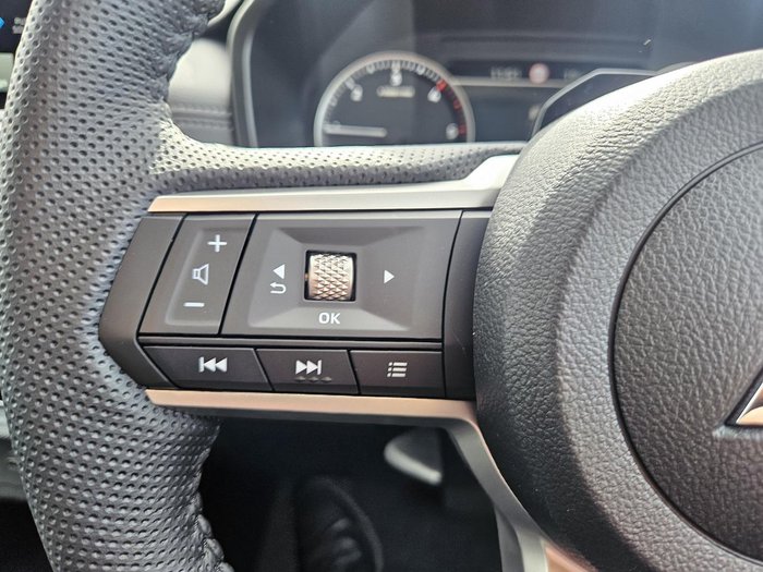 2025 Mitsubishi Triton GLS