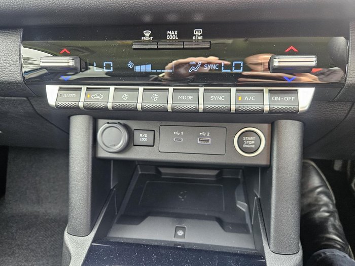 2025 Mitsubishi Triton GLS