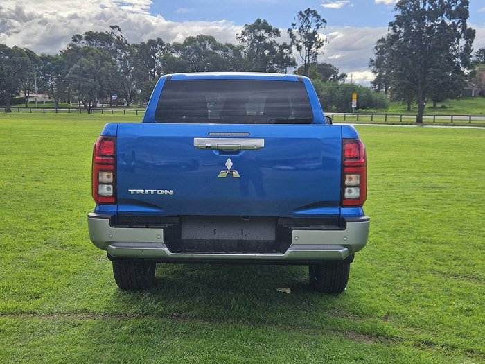 2025 Mitsubishi Triton GLS